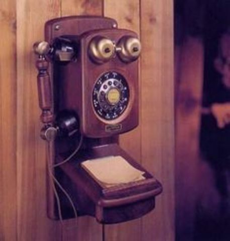 Wooden crank phones