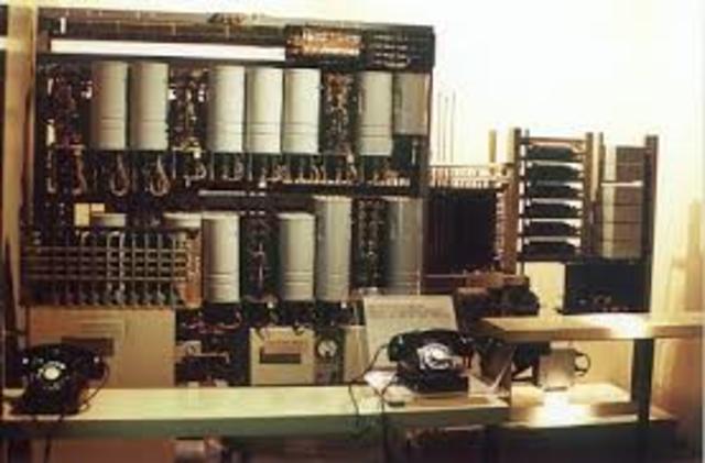 Bell Labs Invents Modem