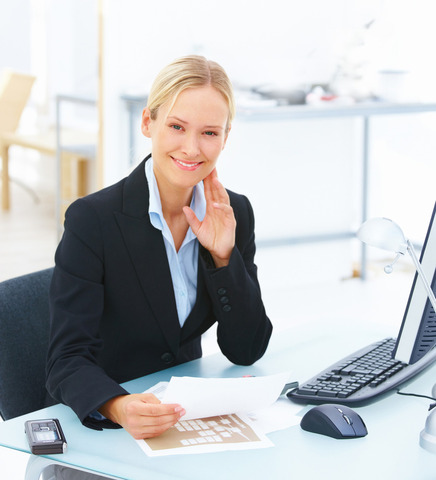 Pago personal de sueldos y salarios a menores y mujeres