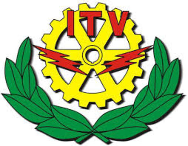 Un  año  de  ingeniería