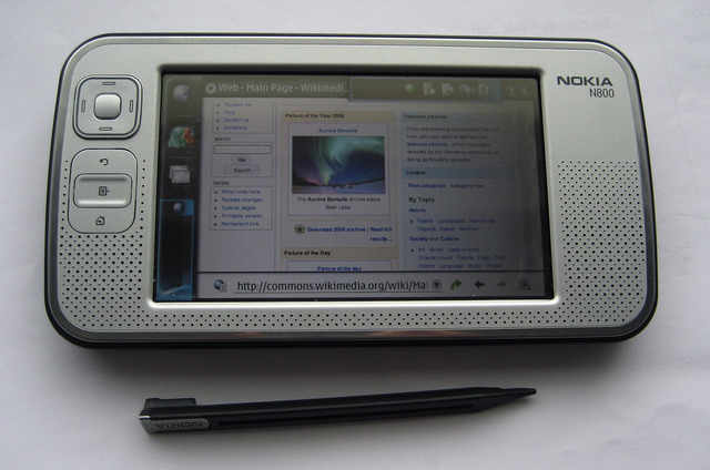 Nokia N800