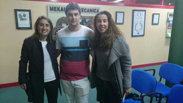 Egun horretako argazkia