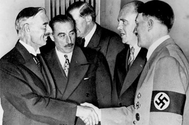 Chamberlain meets with Hitler in Godesberg, Germany