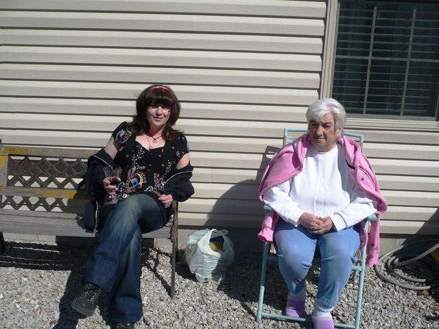 The "Good Death" Mom passes on...