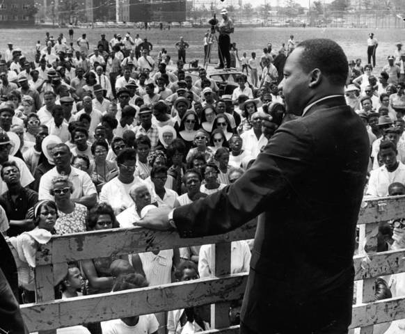 MLK organises marches across Chicago