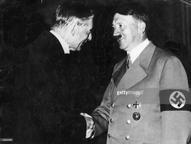 Chamberlin meets Hitler