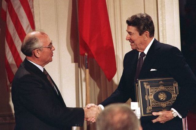 Reagan y Gobarchov