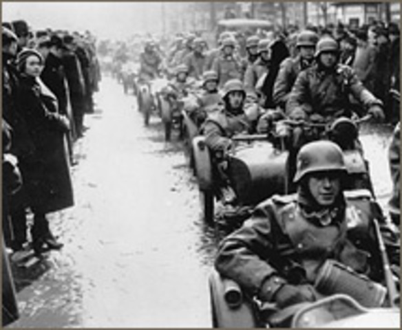 Germans ride into Prague