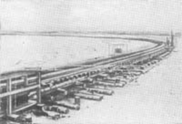 State Committee of Defence has begun construction of a railway Shlisselburg - Fields 33 km from the ice overpass across the Neva