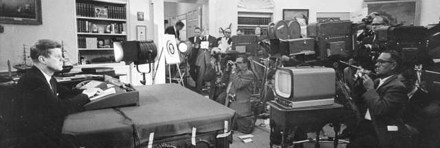 Kennedey meets with the Dudes