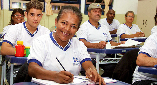 Atualmente...desafios...qualificação...novas práticas...