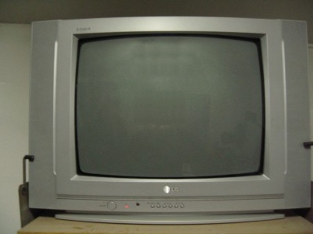 Popularização da TV de CRT(Tubos de Raios Catódicos)