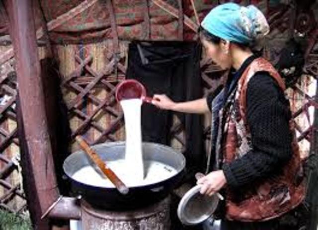 William de Rubruquis becomes the first European traveller to mention Koumis (distilled mares milk & arrack)