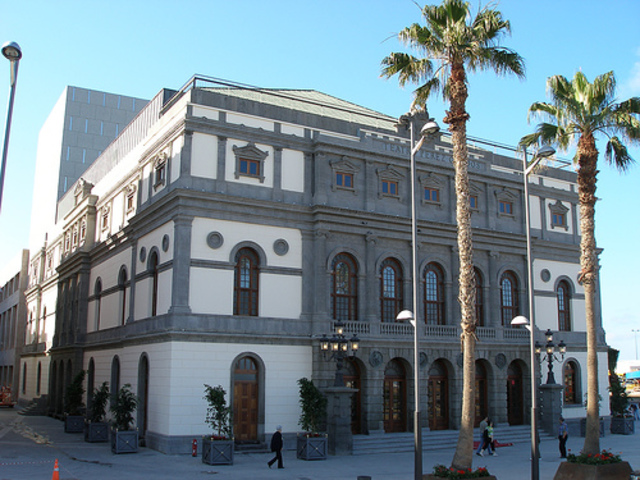 Creación de la Red Canaria de Teatros y Auditorios
