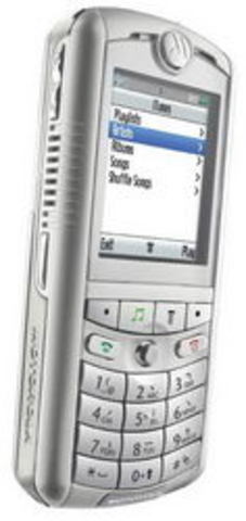 Первый телефон с iTunes: Motorola ROKR E1