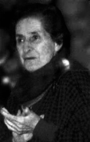 Maria Carrizosa De Umaña Graduada de la primera Escuela de TS