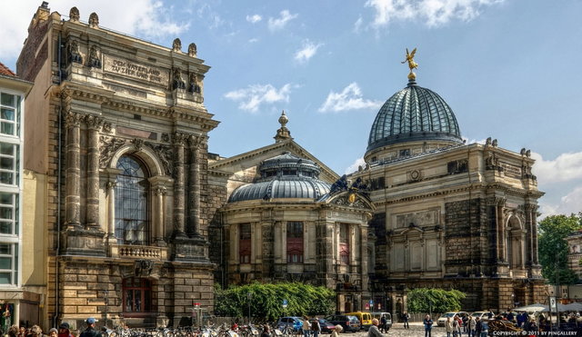 Begins studying at the Dresden Academy of Fine Arts