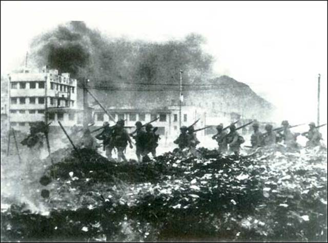 Japanese main attack in Hong Kong Island