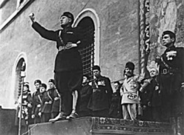 Mussolini marches on Rome