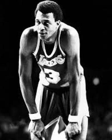 Elmore Smith gets 17 blocks in one game