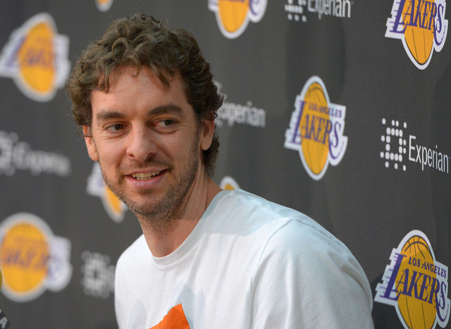 Pau Gasol traded to Lakers, lose to Celtics in the Finals four months later