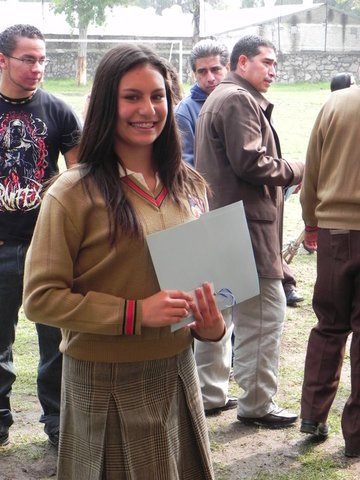 Concluí Secundaria con 9.5 de promedio