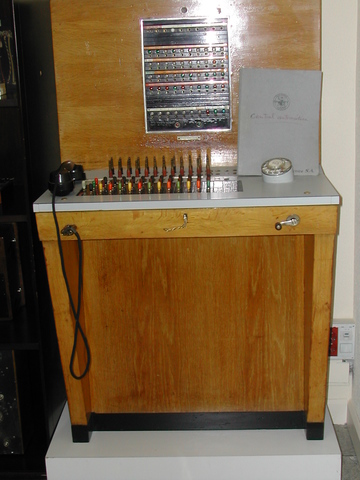 Primer central telefonica publica