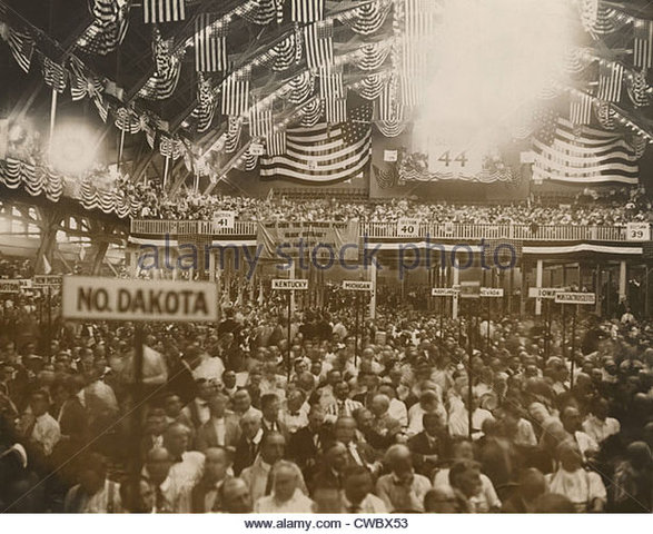 McCarthy goes to Women's Republican Covention