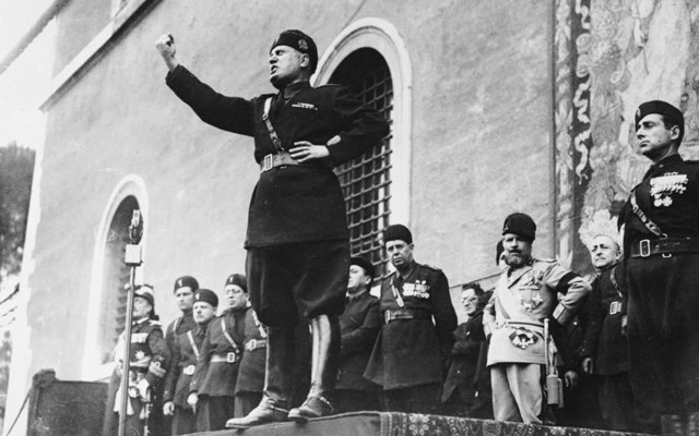 Mussolini made a speech declaring violence was necessary