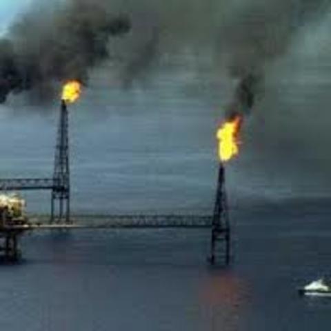 Petrolizacion de la Economia