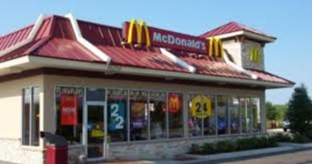 Chris lives in Arizona