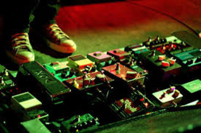 Hacer una empresa de pedales para guitarra