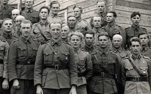 Jews barred from serving in the German armed forces
