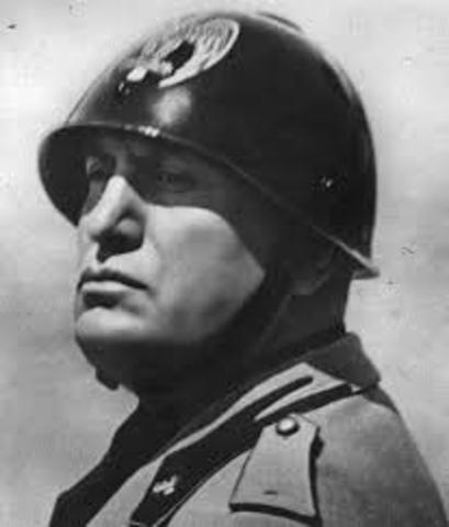 Mussolini Serves in WW1