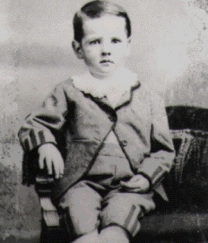 Herbert was Raised in Oergon (Signifagant fact about childhood)