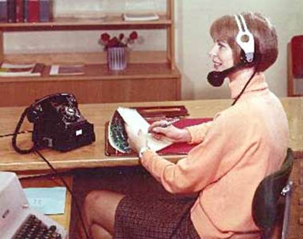 Nascimento do Clássico  '' Bakelite ''