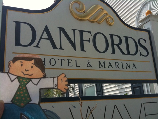 Flat Stanley goes to Danfords