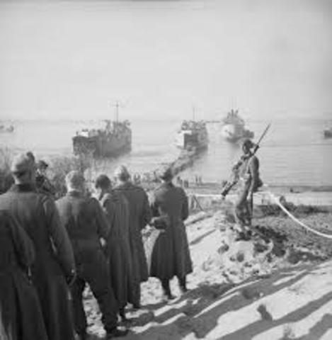 Allies land at Anzio in Italy.