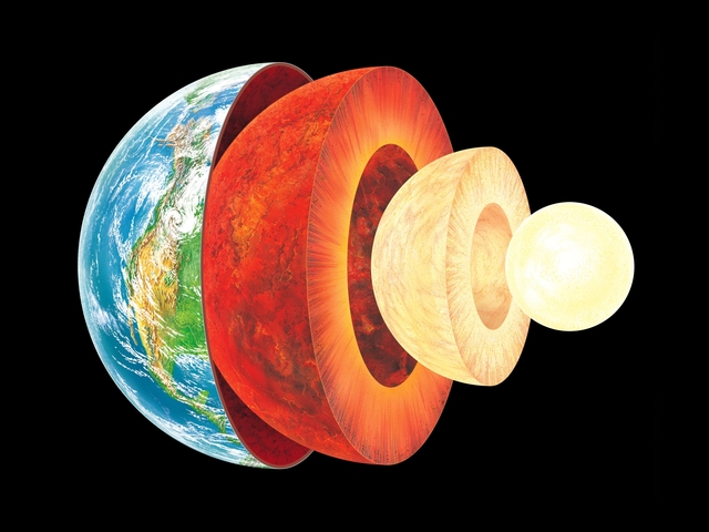 Richard Oldham discovered the earth's core