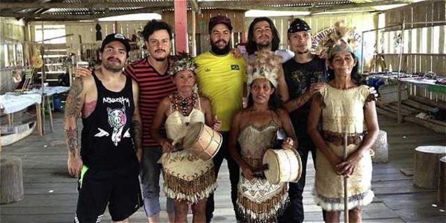 COLECTIVO JAGUAR Presentan AMAZONAS