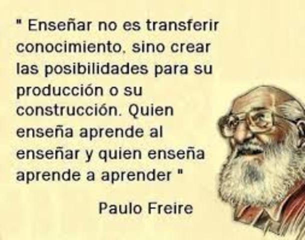 Paulo Freire  recibe el permio Internacional “Paz y Educación” de la UNESCO.