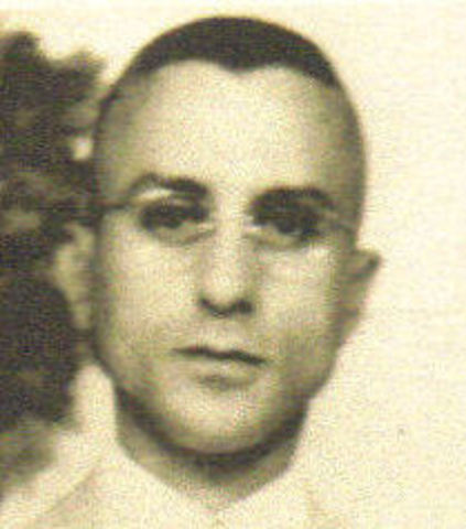 Rosa marries Raymond Parks.