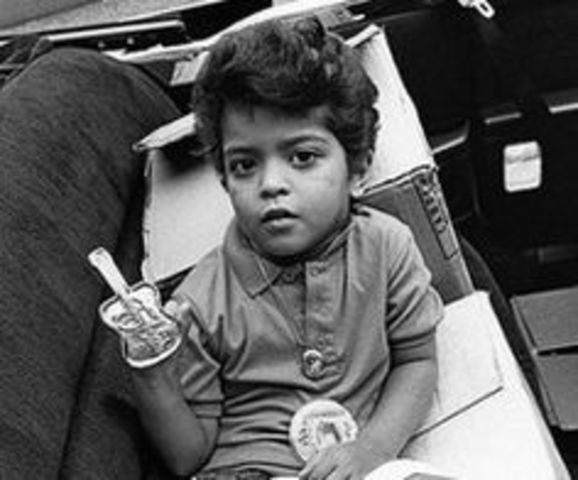 Bruno Mars Biography