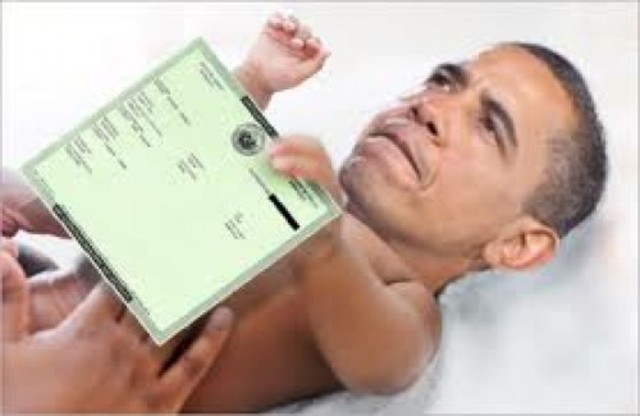 Obama Jr is born
