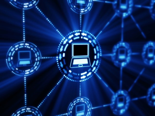 100.000 computadores conectados.