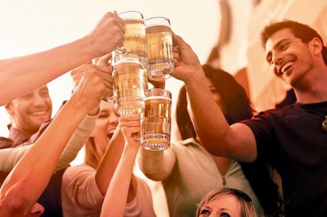 Ley de prohibición de bebidas embriagantes a menores de edad