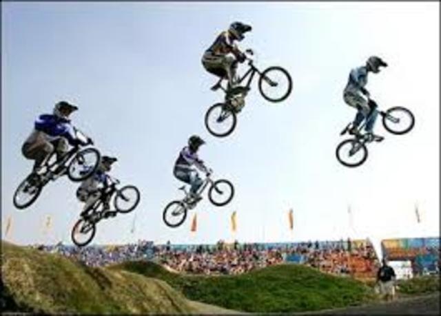 el BMX se integra dentro de la unión ciclista