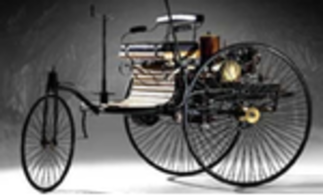 AUTO PROPULSADO POR CÉLULAS ELÉCTRICAS