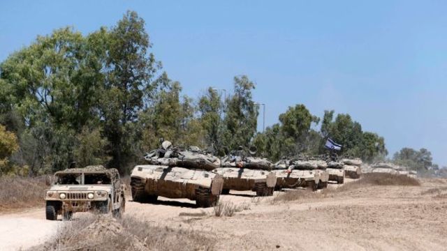 Israel disengages from Gaza