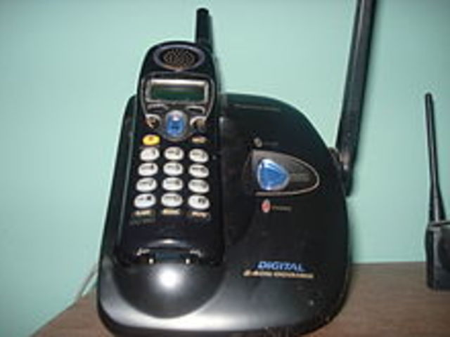 Primer telefono inalambrico